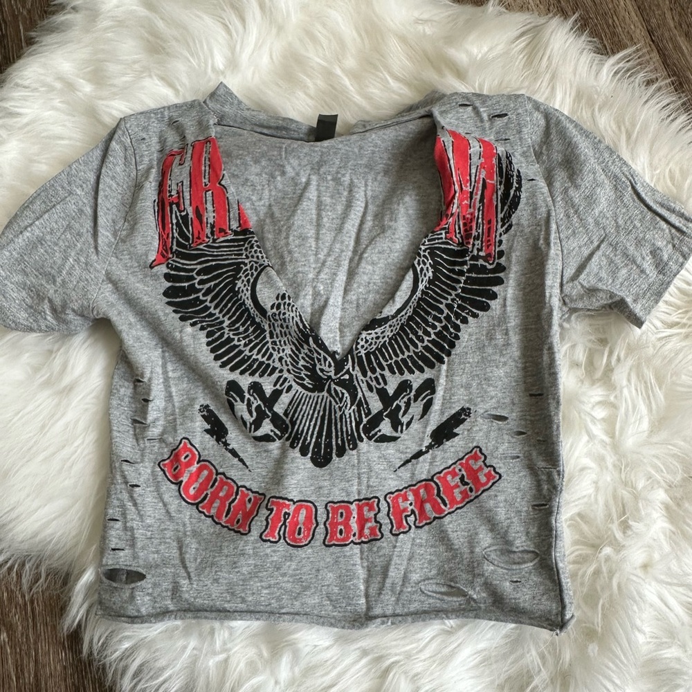 Gray 'Born to Be Free' cut off tee
